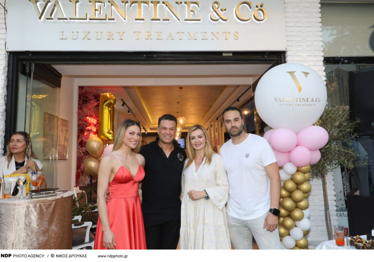 Ο Κώστας και η Βαλεντίνη  Σόμμερ γιόρτασαν με ένα εντυπωσιακό Anniversary Party τον ένα χρόνο λειτουργίας του Beauty Salon τους “Valentine & Cö”, στη Γλυφάδα!